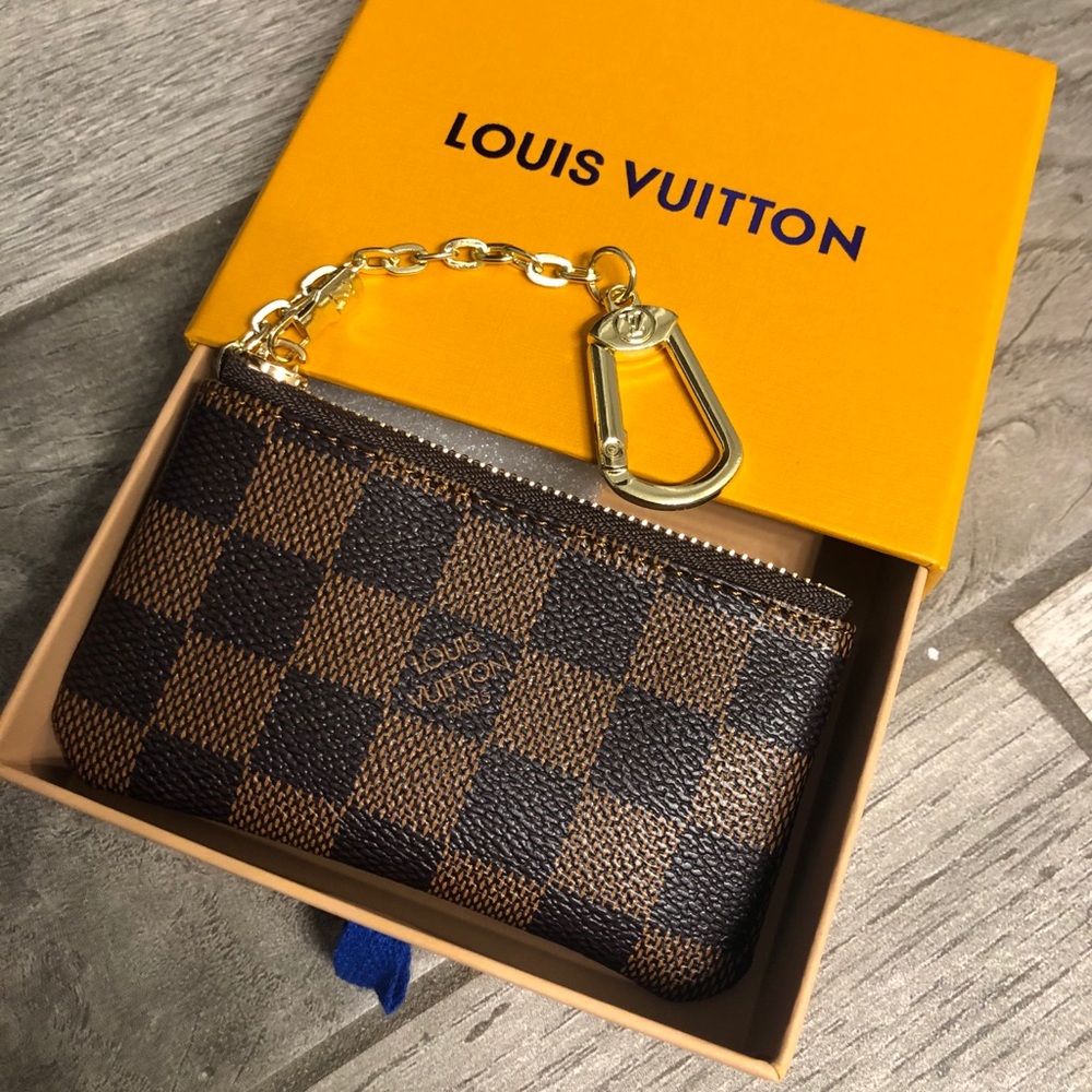Key pouch